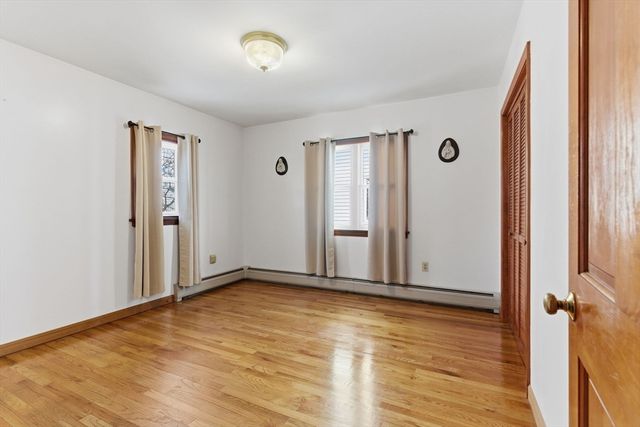 71-73 Oak St, Somerville, MA 02143