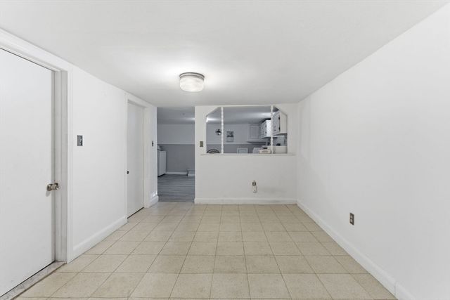 71-73 Oak St, Somerville, MA 02143