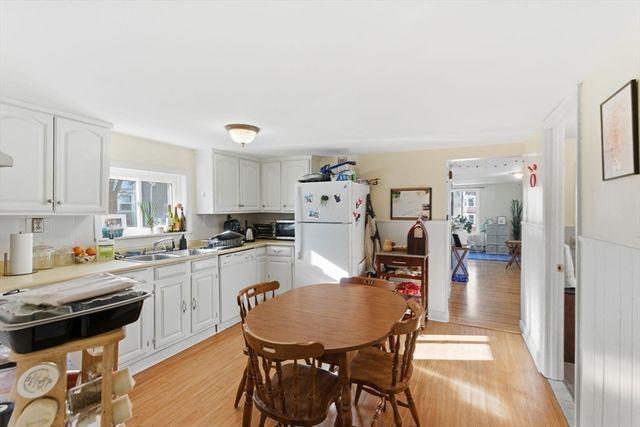 71-73 Oak St, Somerville, MA 02143