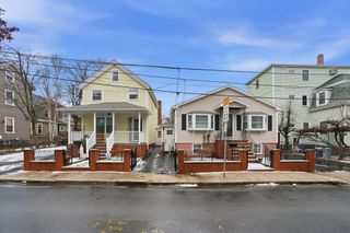 71-73 Oak St, Somerville, MA 02143