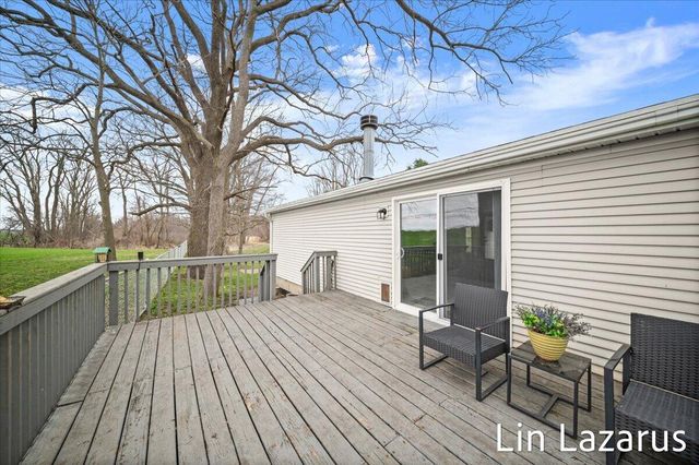 65484 Parkwood Court, Paw Paw, MI 49079