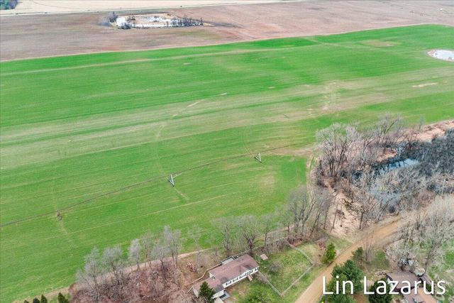 65484 Parkwood Court, Paw Paw, MI 49079