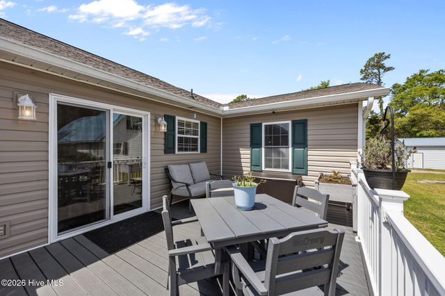 722 Chatham Street, Newport, NC 28570