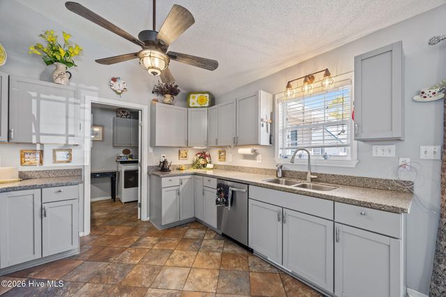 722 Chatham Street, Newport, NC 28570