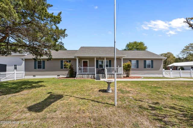 722 Chatham Street, Newport, NC 28570