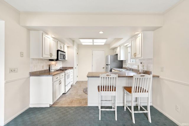 6322 Baychester Drive, Fort Wayne, IN 46815