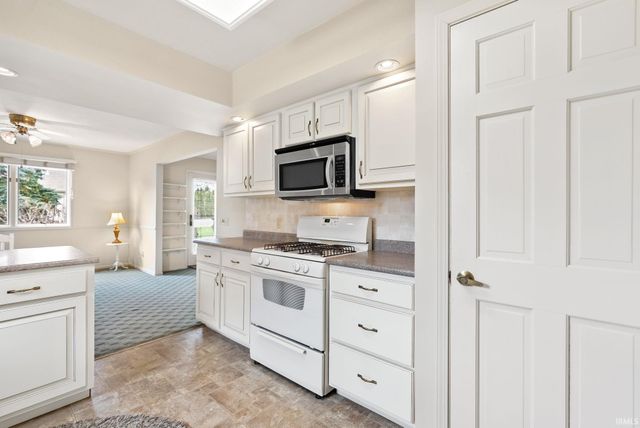 6322 Baychester Drive, Fort Wayne, IN 46815