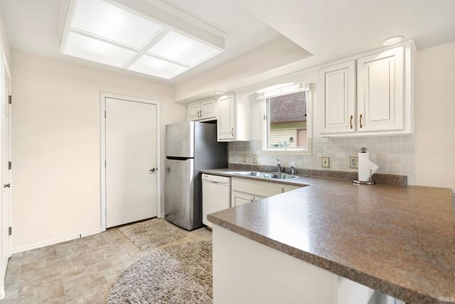 6322 Baychester Drive, Fort Wayne, IN 46815