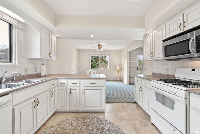 6322 Baychester Drive, Fort Wayne, IN 46815