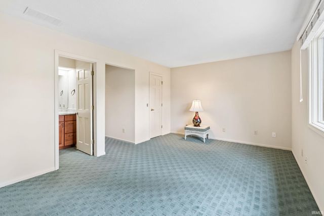 6322 Baychester Drive, Fort Wayne, IN 46815