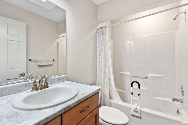 6322 Baychester Drive, Fort Wayne, IN 46815