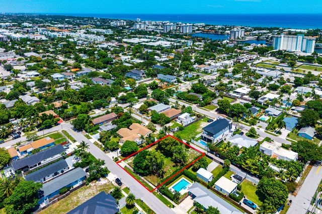 619 SE 2nd Avenue, Delray Beach, FL 33483