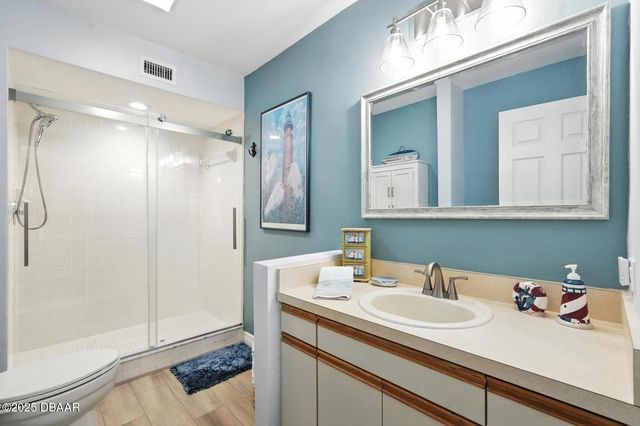 454 Bouchelle Dr Apt 102, New Smyrna Beach, FL 32169