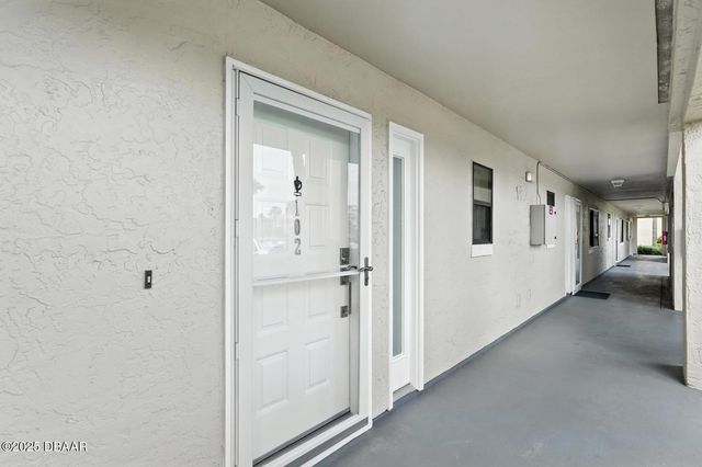 454 Bouchelle Dr Apt 102, New Smyrna Beach, FL 32169