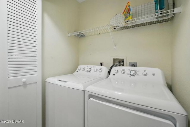 454 Bouchelle Dr Apt 102, New Smyrna Beach, FL 32169