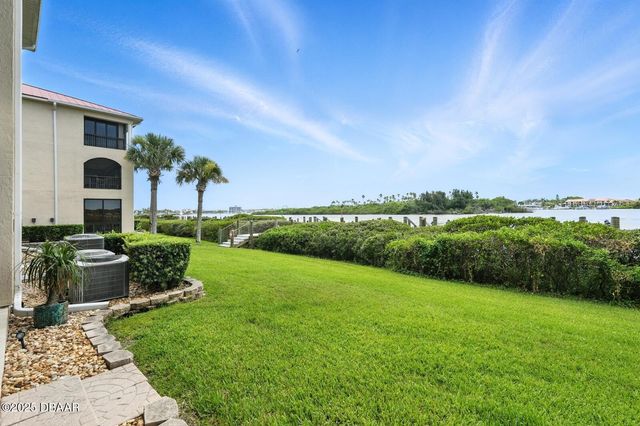 454 Bouchelle Dr Apt 102, New Smyrna Beach, FL 32169