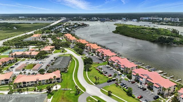 454 Bouchelle Dr Apt 102, New Smyrna Beach, FL 32169