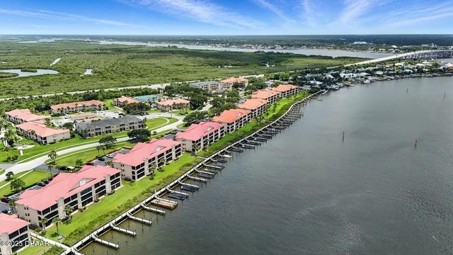 454 Bouchelle Dr Apt 102, New Smyrna Beach, FL 32169