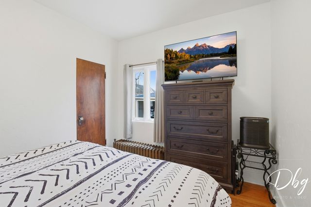 338 S Lake Street, Grayslake, IL 60030