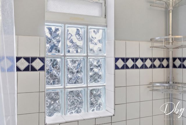 338 S Lake Street, Grayslake, IL 60030