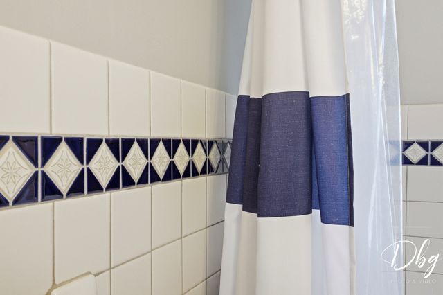 338 S Lake Street, Grayslake, IL 60030