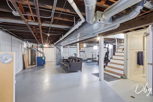 338 S Lake Street, Grayslake, IL 60030