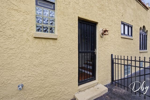 338 S Lake Street, Grayslake, IL 60030