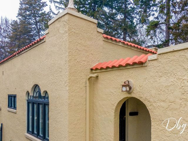 338 S Lake Street, Grayslake, IL 60030