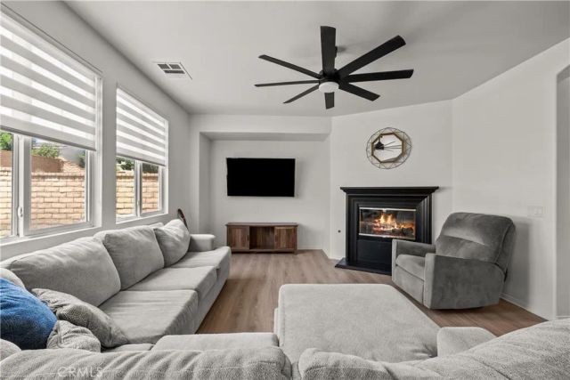 2728 Hornbeam Road, Palmdale, CA 93551