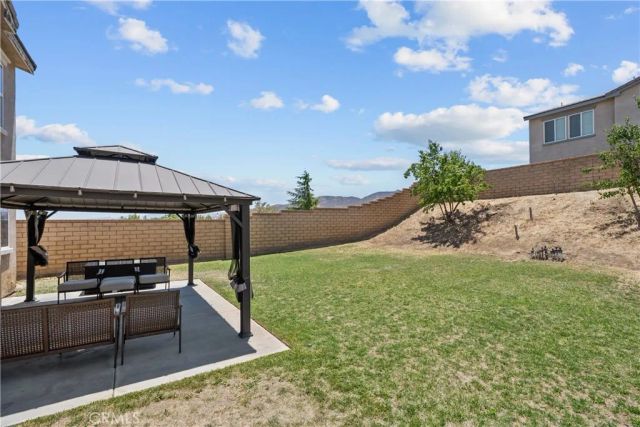 2728 Hornbeam Road, Palmdale, CA 93551