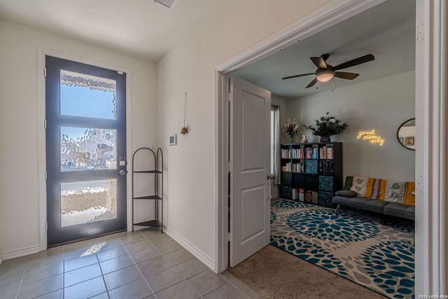 318 Deer Crest Dr, New Braunfels, TX 78130