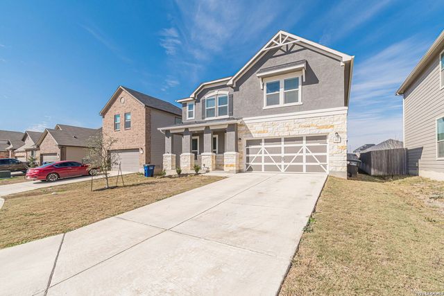318 Deer Crest Dr, New Braunfels, TX 78130