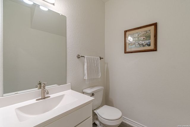 318 Deer Crest Dr, New Braunfels, TX 78130