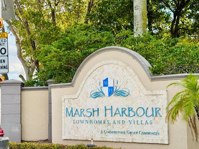 1954 Freeport Lane 1954, Riviera Beach, FL 33404