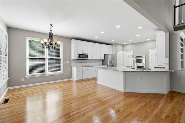 1735 Riverglen Drive, Suwanee, GA 30024
