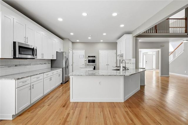 1735 Riverglen Drive, Suwanee, GA 30024