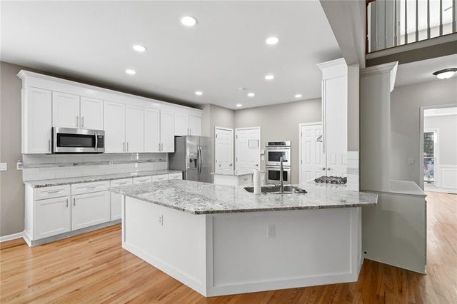 1735 Riverglen Drive, Suwanee, GA 30024