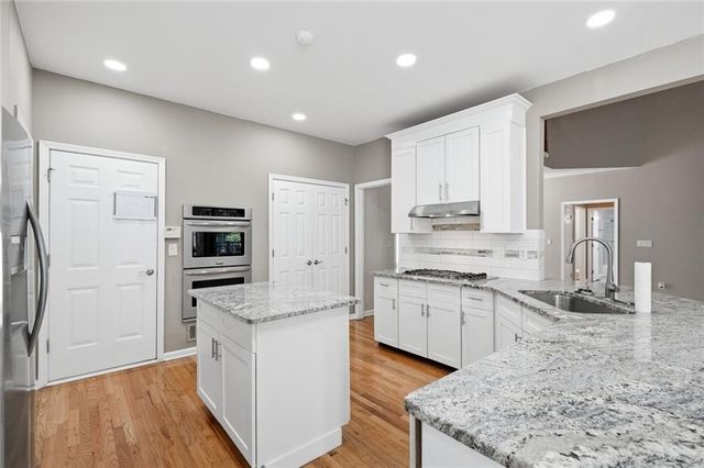 1735 Riverglen Drive, Suwanee, GA 30024