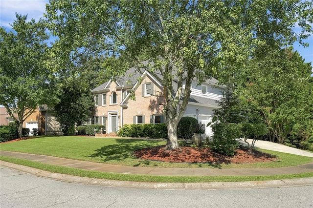 1735 Riverglen Drive, Suwanee, GA 30024