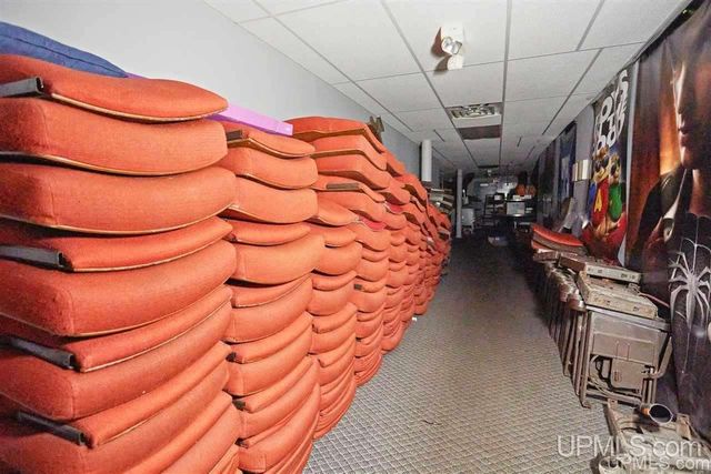 932 E Cloverland Drive, Ironwood, MI 49938