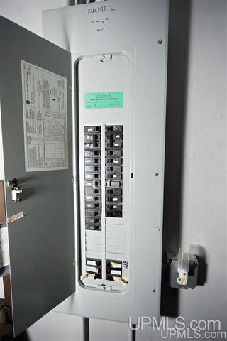 932 E Cloverland Drive, Ironwood, MI 49938