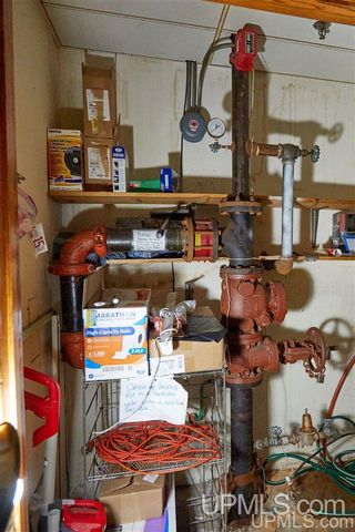 932 E Cloverland Drive, Ironwood, MI 49938