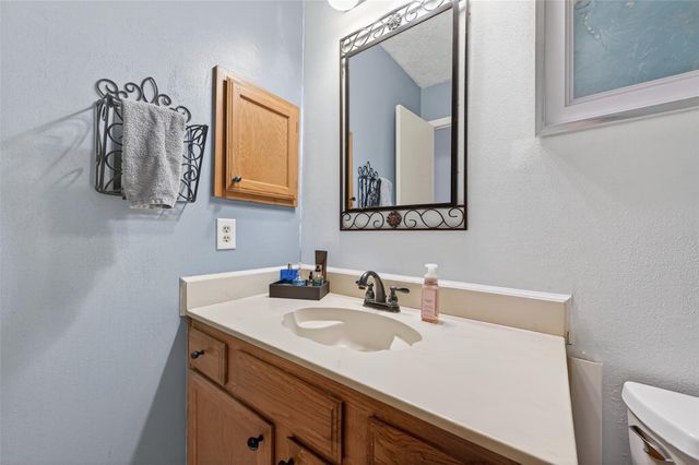 2311 Leading Edge Drive, Friendswood, TX 77546