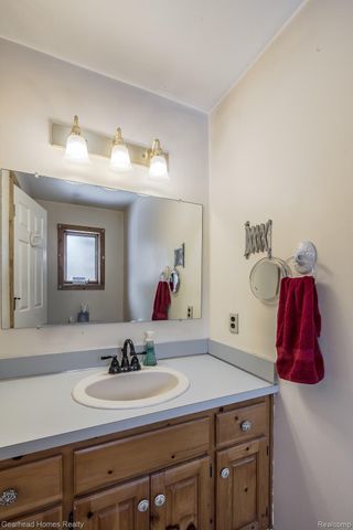 23100 Pratt Road, Armada Township, MI 48005