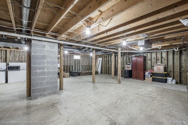 23100 Pratt Road, Armada Township, MI 48005