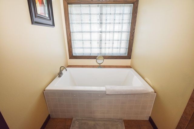 913 41ST Avenue S, Moorhead, MN 56560