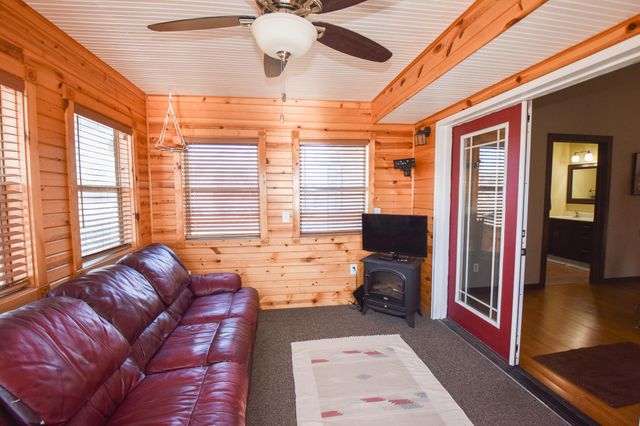 913 41ST Avenue S, Moorhead, MN 56560