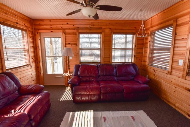 913 41ST Avenue S, Moorhead, MN 56560