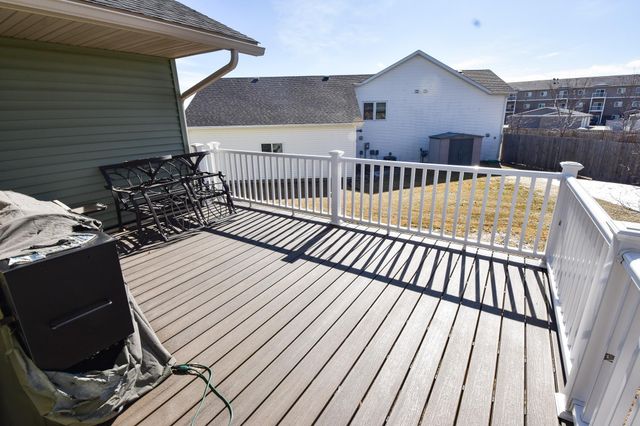 913 41ST Avenue S, Moorhead, MN 56560