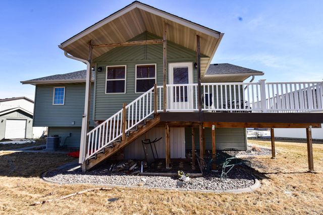 913 41ST Avenue S, Moorhead, MN 56560